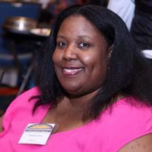 Meet your Posher, Yolanda